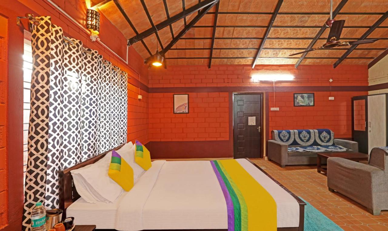 Hotel Allaranda Homestay Madikeri Extérieur photo